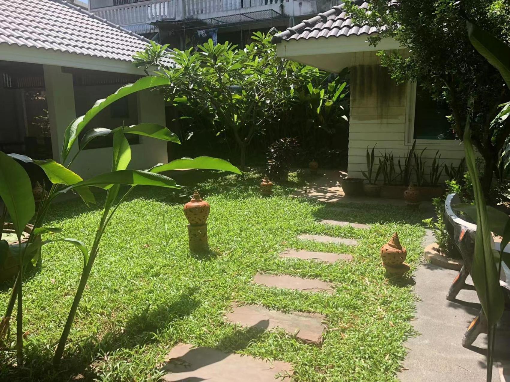 Celosia Chiang Mai Hotel Екстер'єр фото